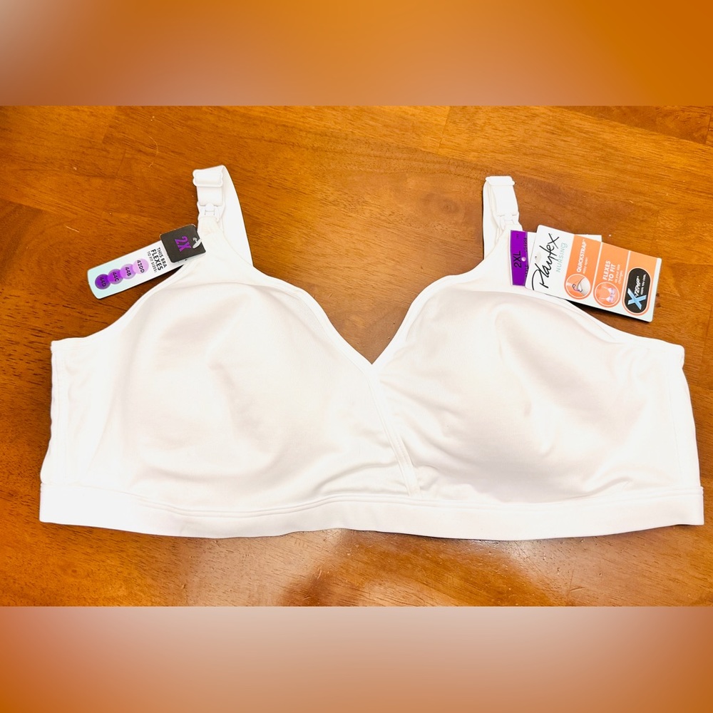 Brand new with tags Playtex 2XL maternity bra with Flex for sizes 42DD, 44B/C/D